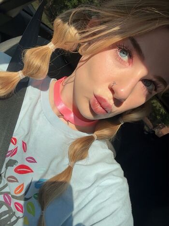 Full leaked Peachfyi private onlyfans photo