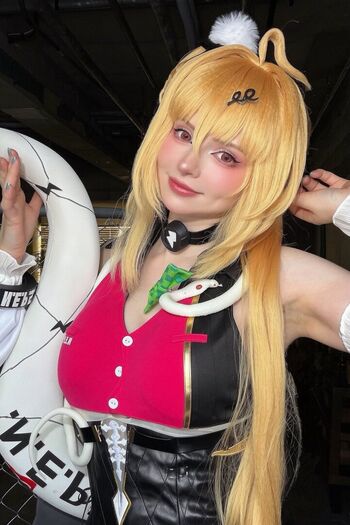 Full leaked Peachmilky  page private photo
