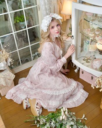 Full leaked Peachmilky page private photo