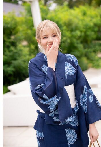 Full leaked Peachymilky private onlyfans photo