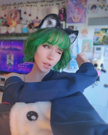 Full leaked Pearythecatapus private onlyfans photo