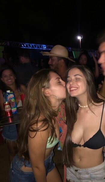 Full leaked Peitudas private photo