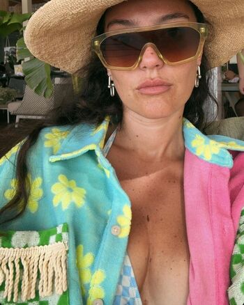 Full leaked Pelin akil private onlyfans photo