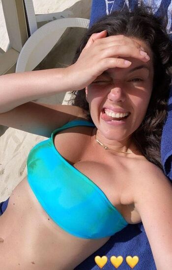 Full leaked Pelin akil private onlyfans photo