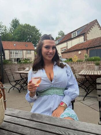 Full leaked Penelope horton private photo