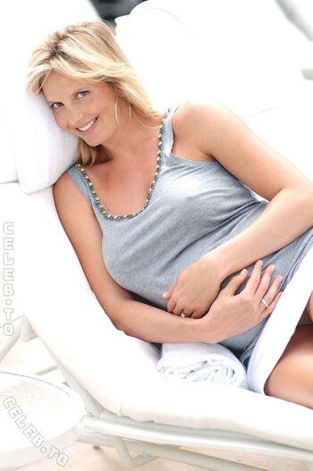 Full leaked Penny lancaster private onlyfans photo