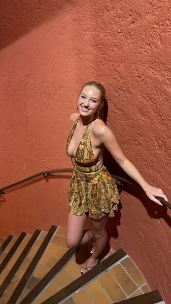 Full leaked Penny lane private photo