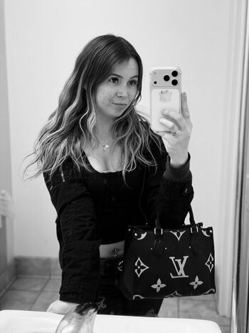 Full leaked Perfectlittlenina private photo