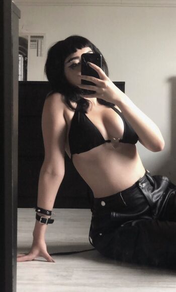 Full leaked Persian private onlyfans photo