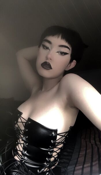 Full leaked Persian private onlyfans photo