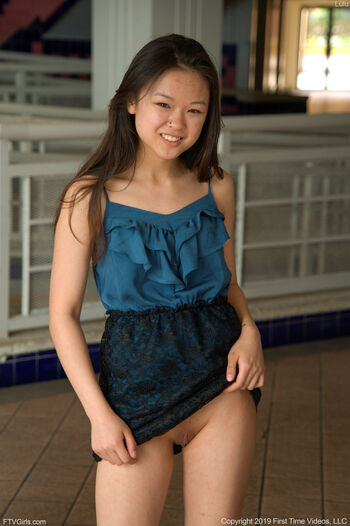Full leaked Petiteasian private photo