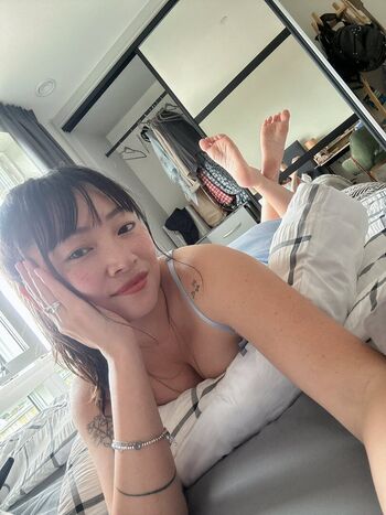 Full leaked Petitesakura private photo