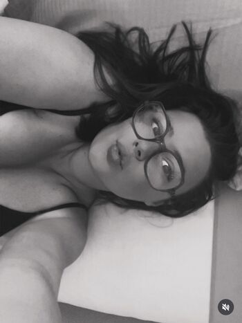 Full leaked Petitesaloppppppe private photo
