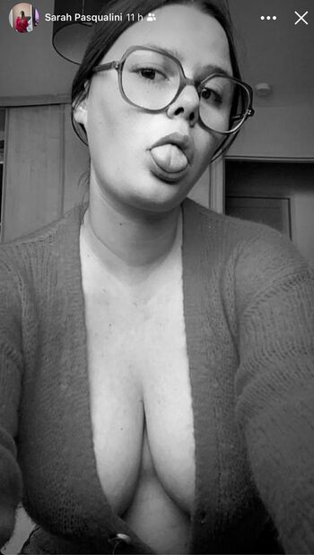 Full leaked Petitesaloppppppe private photo