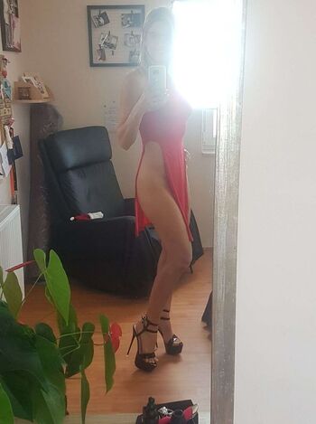 Full leaked Petratimea private photo