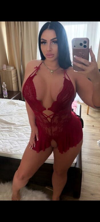 Full leaked Petratimea page private photo