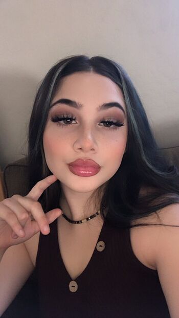 Full leaked Petunia private onlyfans photo