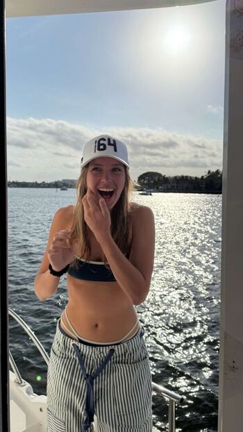 Full leaked Peyton coffee  page private onlyfans photo