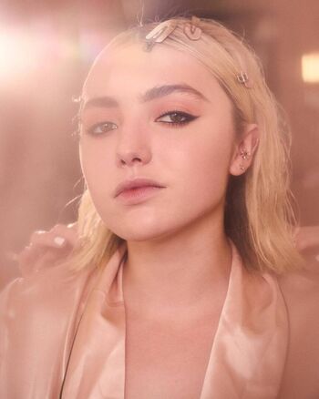 Full leaked Peyton list private photo