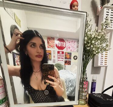 Full leaked Peytongreig private photo