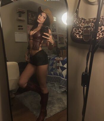 Full leaked Peytongreig private photo