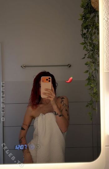 Full leaked Phline private photo