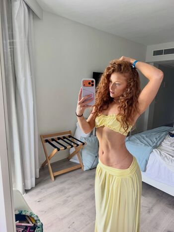 Full leaked Pheobeisginger private photo