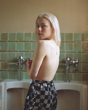 Full leaked Phoebe bridgers private photo