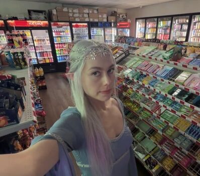 Full leaked Phoebe bridgers private photo