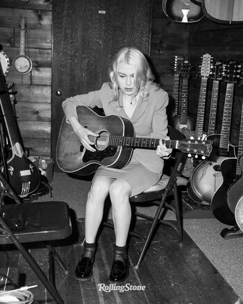Full leaked Phoebe bridgers page private photo