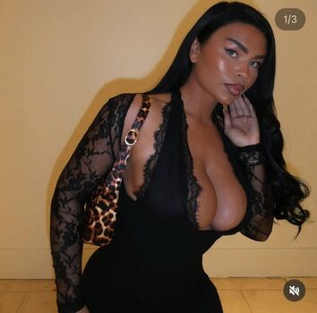 Phoebe Georgia
