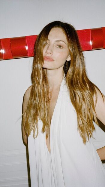 Full leaked Phoebe tonkin private photo