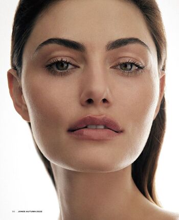 Full leaked Phoebe tonkin private photo
