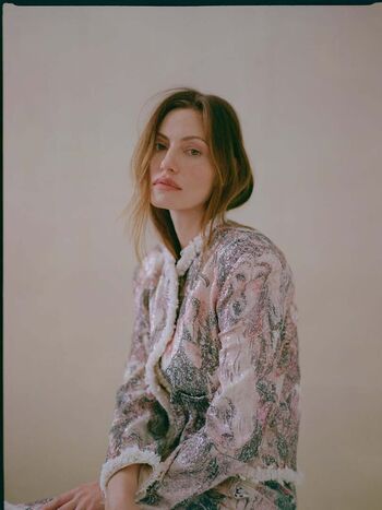 Phoebe Tonkin