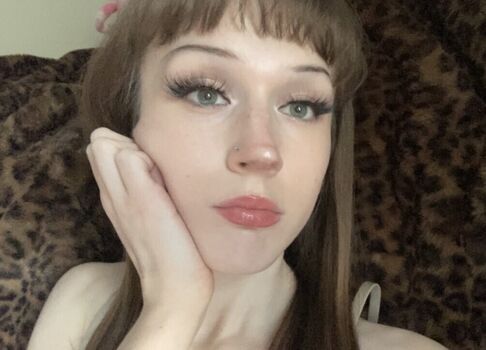 Full leaked Phoebefawn private photo