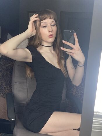 Full leaked Phoebefawn private photo