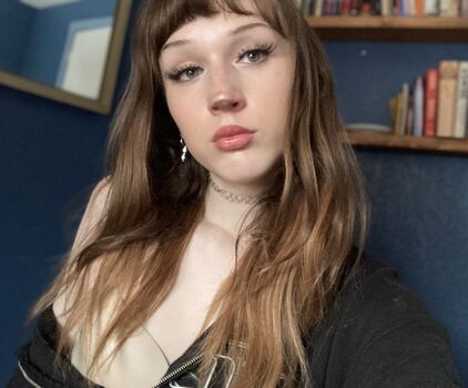 Full leaked Phoebefawn private photo
