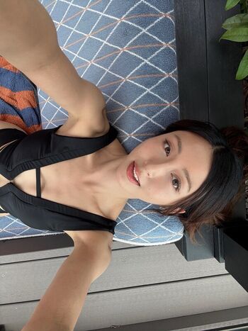 Full leaked Phoeberuchen private photo