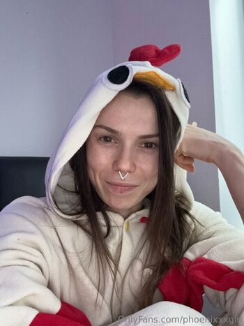 Full leaked Phoenix girl page private photo
