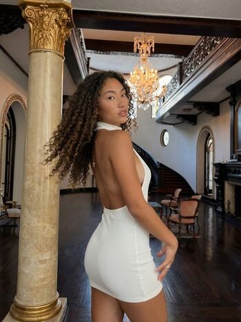 Full leaked Phoenixalba private onlyfans photo