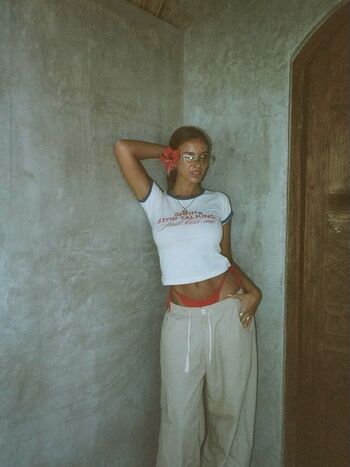 Full leaked Pia volckmann page private photo