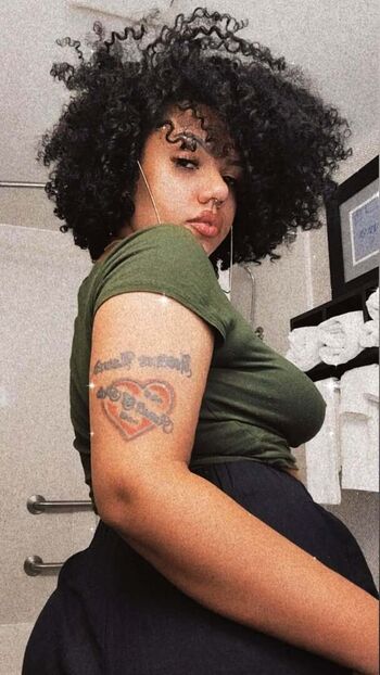 Full leaked Pikachulita private onlyfans photo