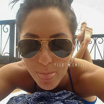 Full leaked Pilotemilie private photo