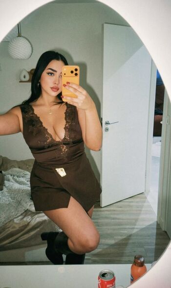 Full leaked Pimentrouuge private photo