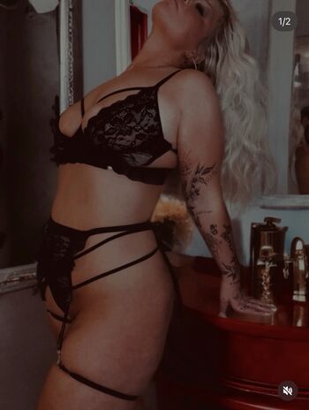 Full leaked Pinkblossumgirl private onlyfans photo