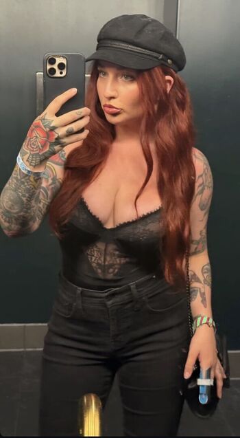 Full leaked Pinkbunny poison private photo