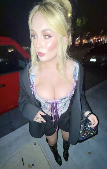 Full leaked Pinkbunny poison private photo