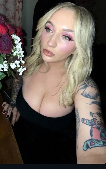 Full leaked Pinkbunny poison private photo