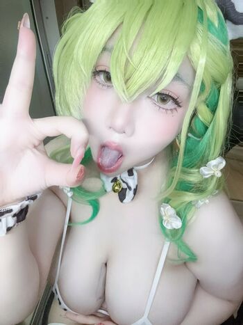 Full leaked Pinkkybutter private photo