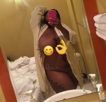 Full leaked Pinklopezmafia private photo